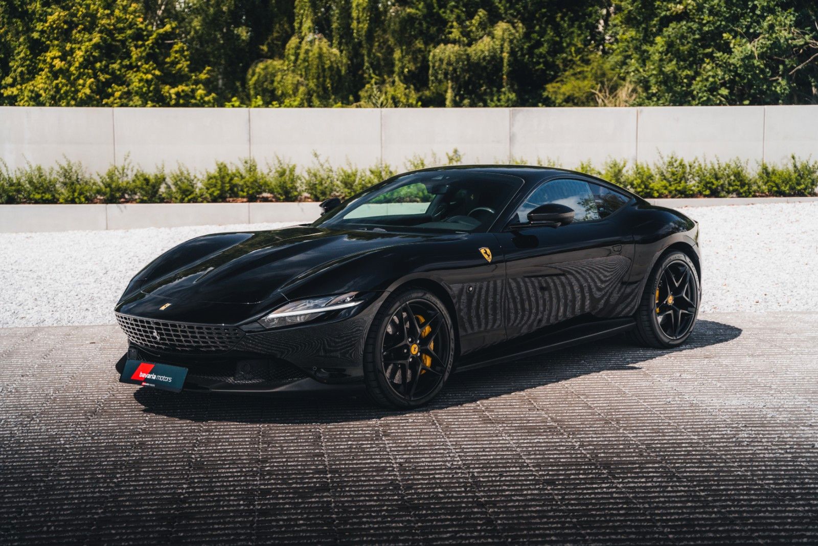 Ferrari Roma Nero DS / Carbon / Pass. Display / 20" imagem 3