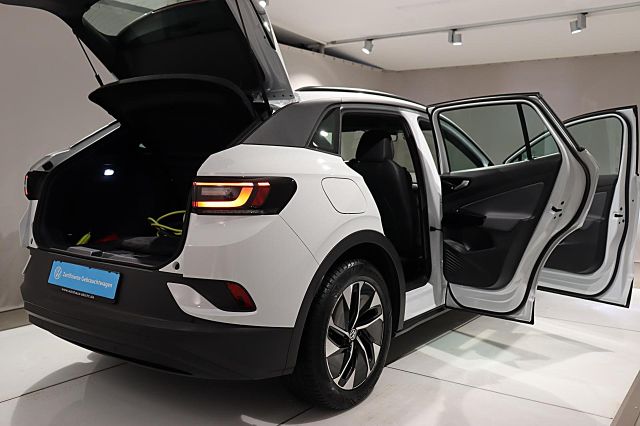 ID.4 Pro 150kW AHK Wärmep. ACC LED NAVI ab 1,99%