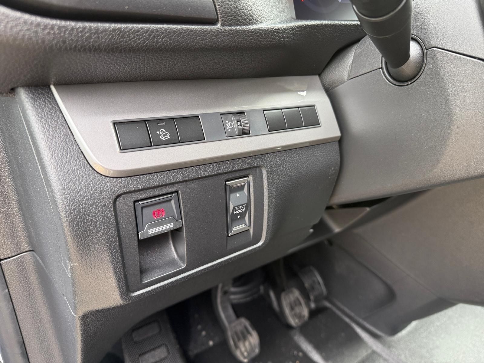 Fahrzeugabbildung Fiat Scudo XL Kastenwagen 120 MT6