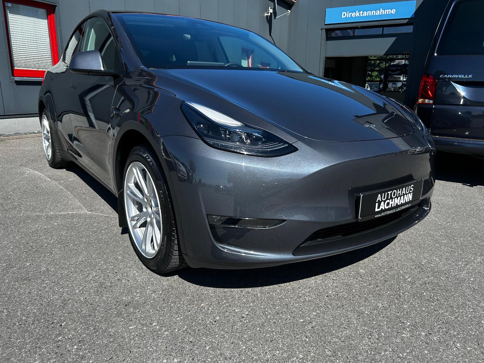 Tesla Model Y Long Range Dual AWD