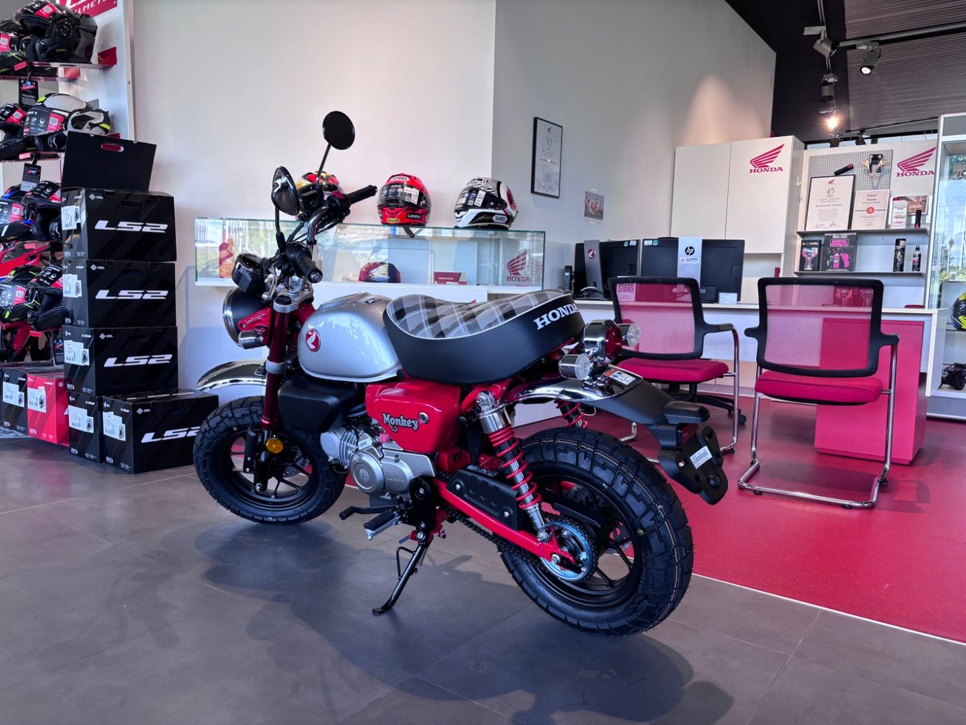 Fahrzeugabbildung Honda Z 125 Monkey 2026, sofort verfügbar, 6 Jahre Ga.