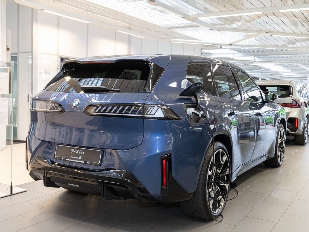 BMW iX3 - Bild 2