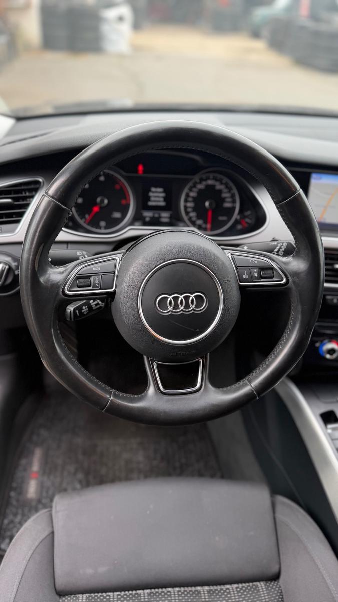 Audi A4 2013 — photo 19