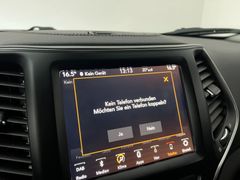 JEEP CHEROKEE / AHK / 4x4 / NUR 85.tKM / ALPINE / JEEP CHEROKEE / AHK / 4x4 / NUR 85.tKM / ALPINE /