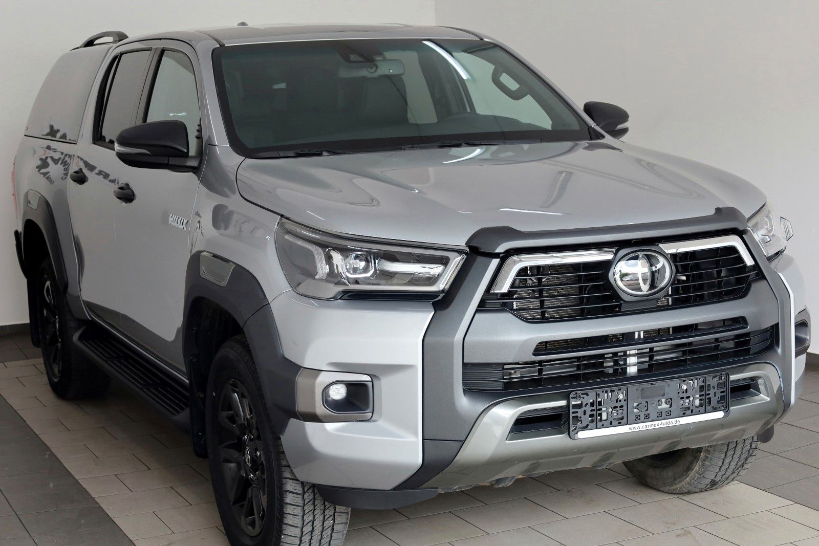 Fahrzeugabbildung Toyota Hilux 2.8 D-4D Invincible, CarPlay, HardTop, AHK
