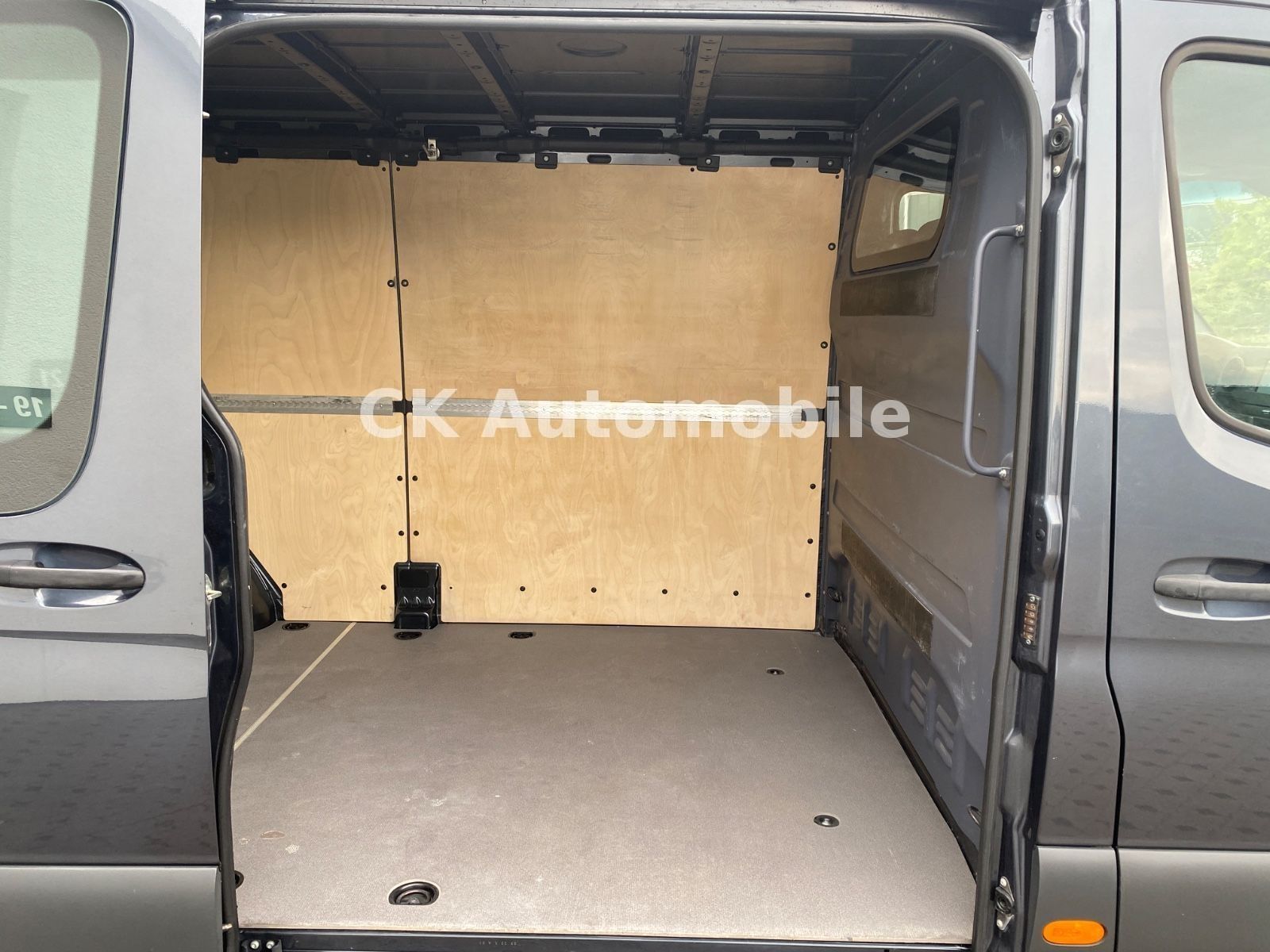 Fahrzeugabbildung Mercedes-Benz Sprinter III Kasten 214 H1L2/Navi/Klima/Kam/AHK