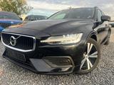 Volvo V60 Kombi MomentumPro/ShzG/AHK/T.Ledr/Cam/163PS/ - Volvo V60: Ps
