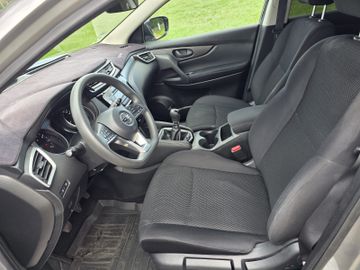 Nissan Qashqai - 11