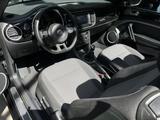 Volkswagen Beetle Cup BMT Navi PDC FenderSound SHZ - Volkswagen Beetle mit Diesel-Antrieb: Cabrio