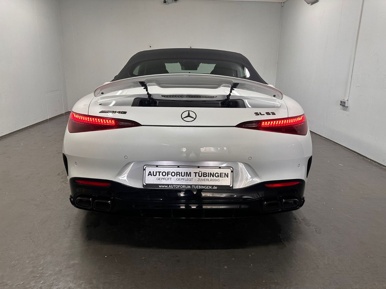Fahrzeugabbildung Mercedes-Benz SL 63 4MATIC+ *AERODYNAMIK*HEADUP*BURMESTER*