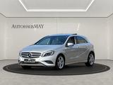 Mercedes-Benz A 200 Automatik 1.Hand Panorama Scheckheft - gebrauchte Mercedes-Benz A 200 aus dem Jahr 2013