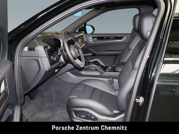 Porsche Cayenne - 12