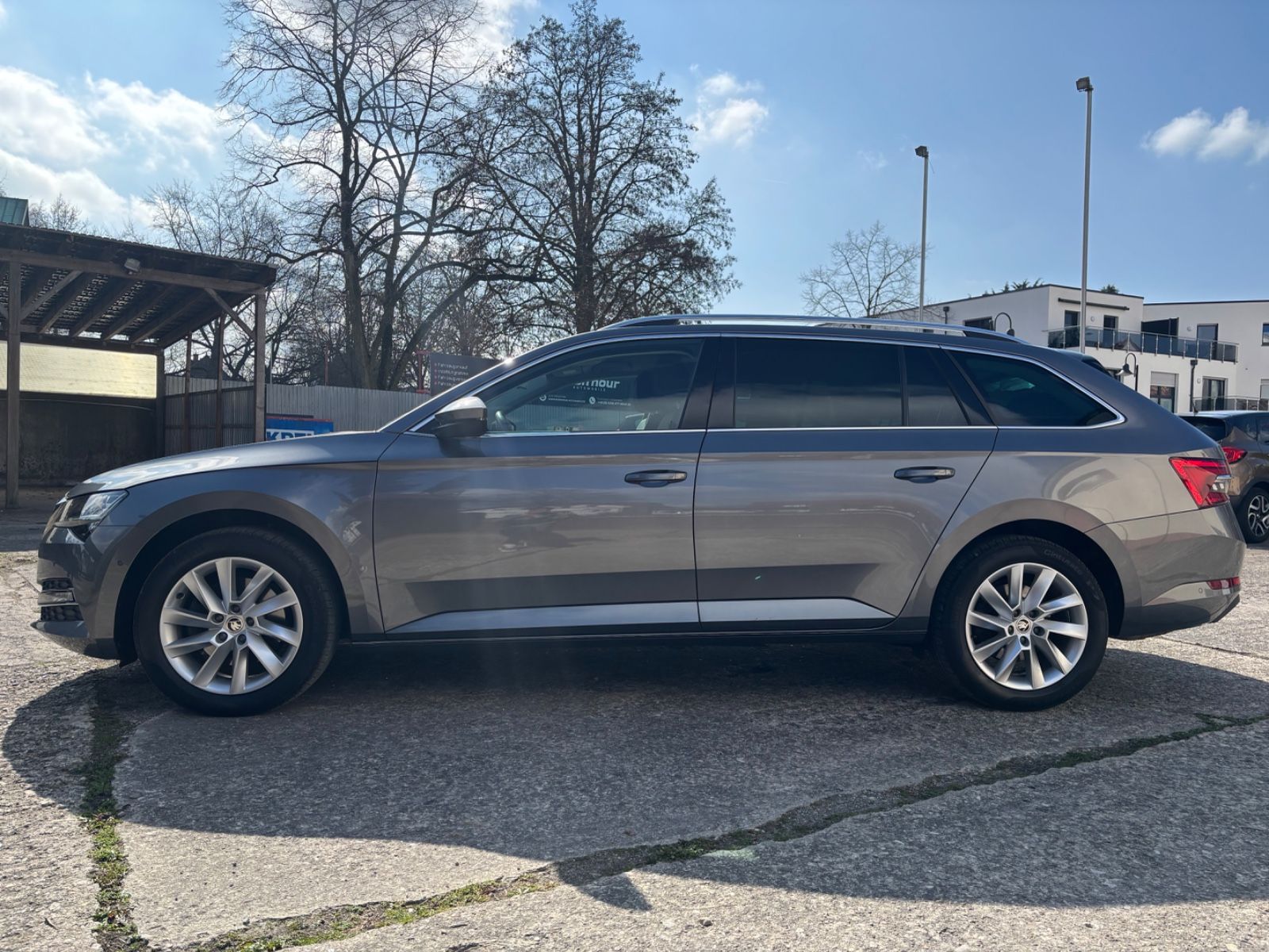 Skoda Superb Combi 2.0 TDI DSG 4x4 foto 18