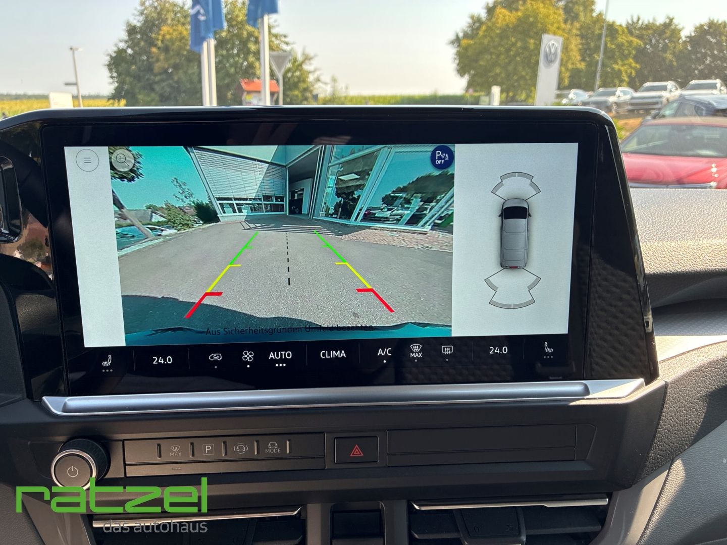 Fahrzeugabbildung Volkswagen T7 Caravelle Style 2.0 TDI DSG Navi Digitales Co