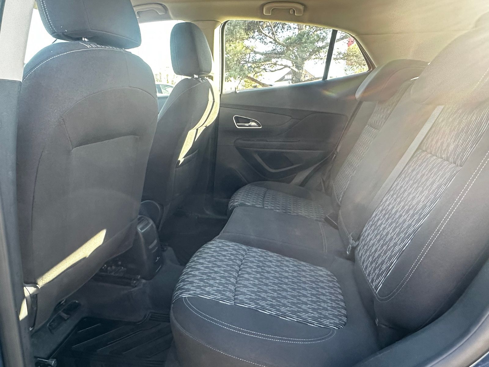 Fahrzeugabbildung Opel Mokka Edition ecoFlex