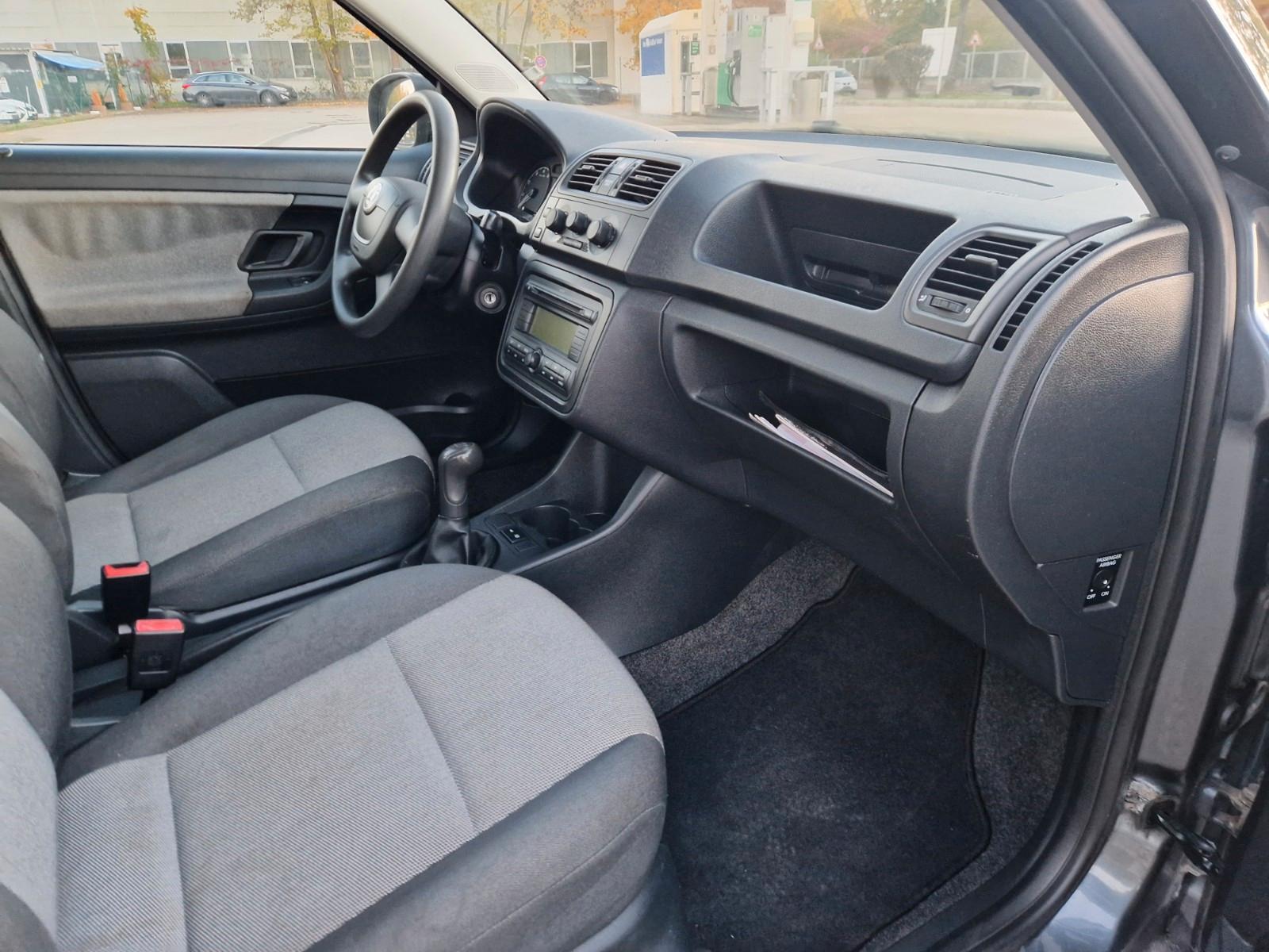Skoda Fabia 2010 — photo 5