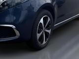 Mercedes-Benz EQV 300 AVANTGARDE Extralang 5-Jahre-JS-Garantie - Mercedes-Benz EQV Gebrauchtwagen in Hamburg