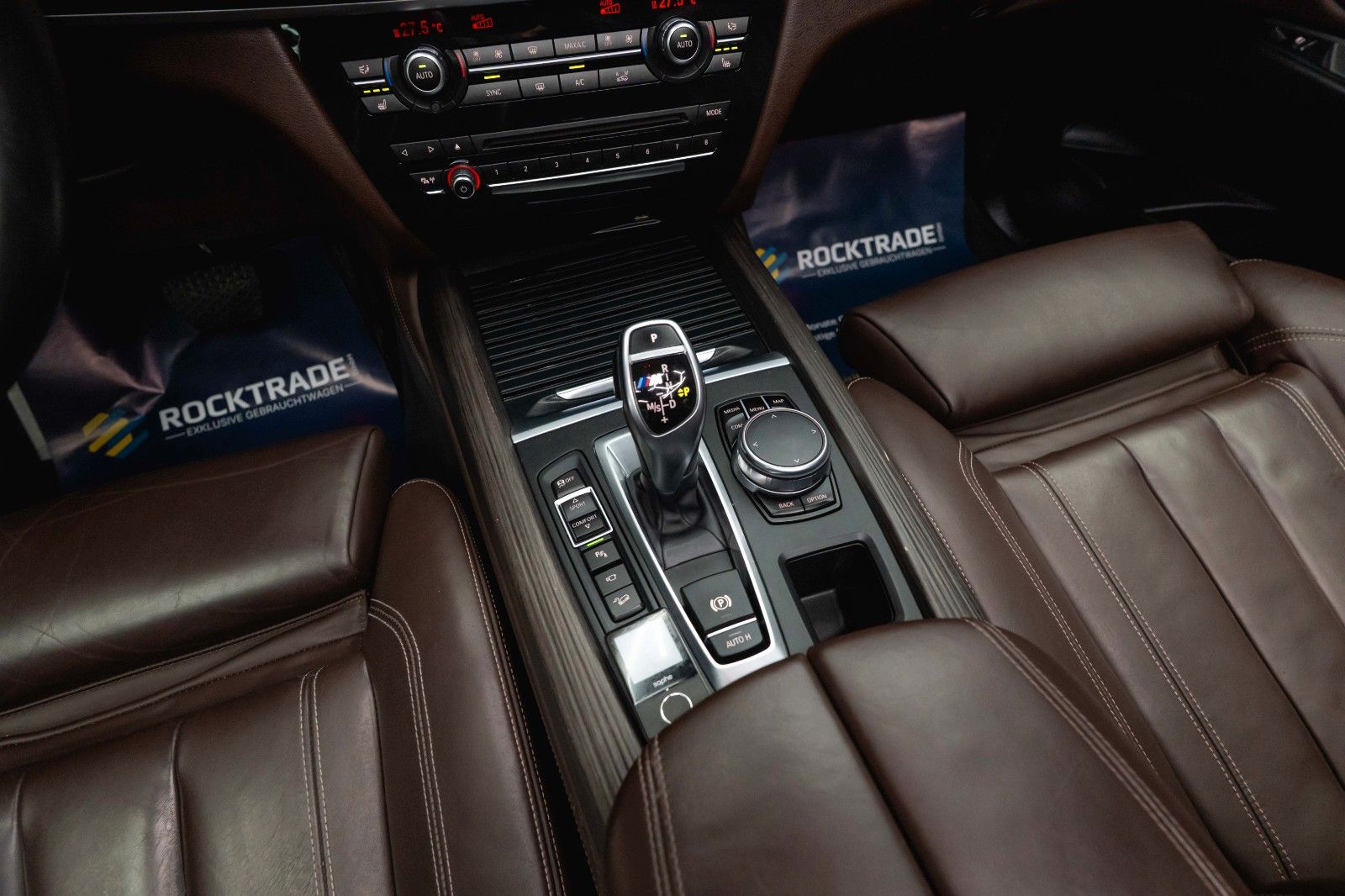 Fahrzeugabbildung BMW X5 M50d Performance *Pano*CarPlay*DAB*360°*  19%