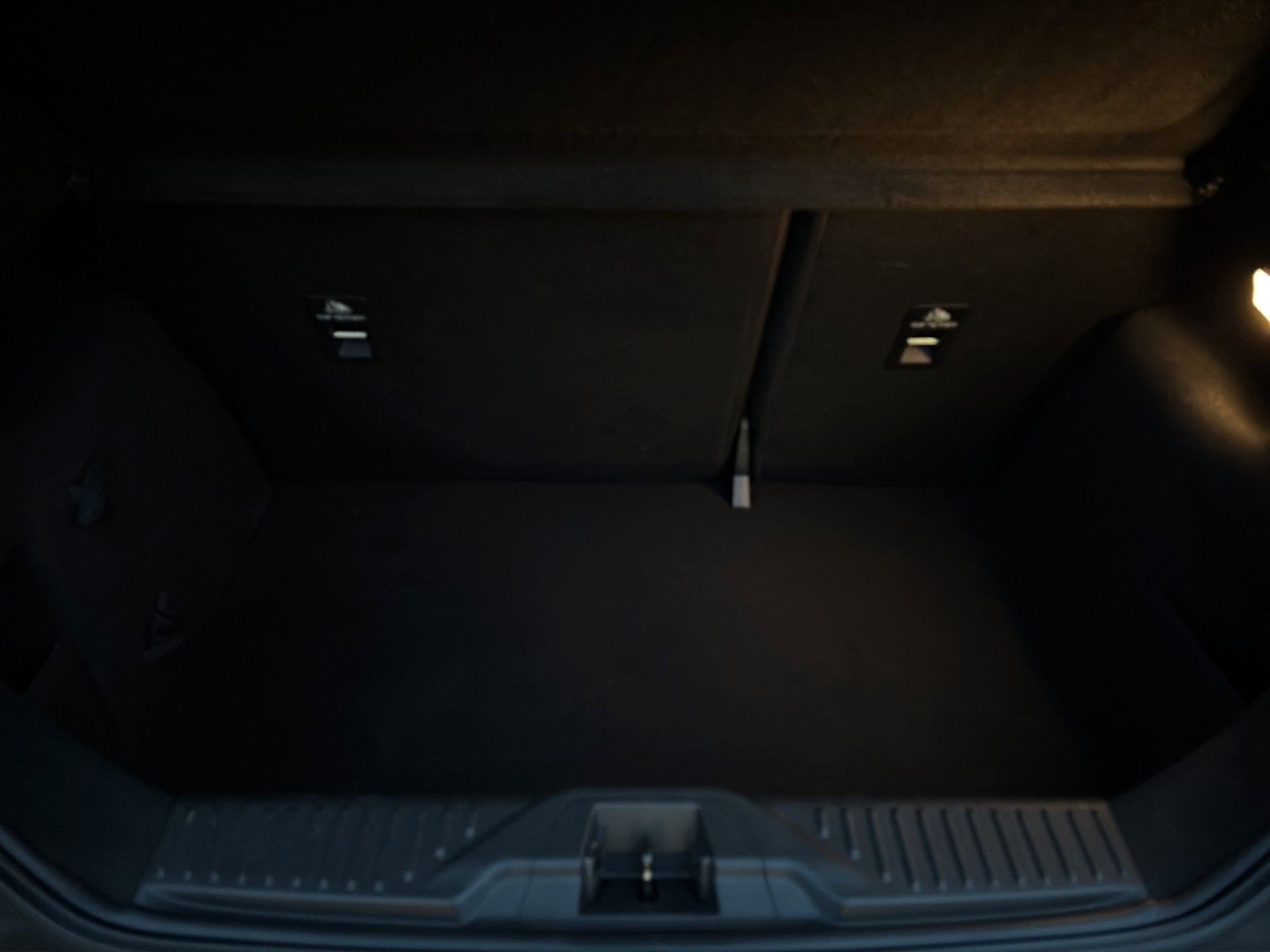 Fahrzeugabbildung Ford Fiesta Titanium Pano/LED/B&O/Kamera/Navi