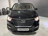 Hyundai H-1 Starex 2.5 CRDI Travel*Leder*SHZ*8 Sitze* - Hyundai H-1 Starex mit Schiebetür