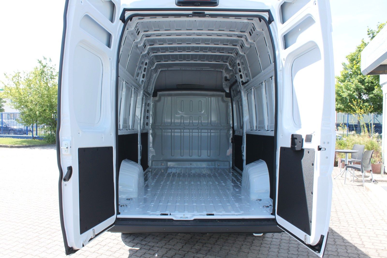 Fahrzeugabbildung Fiat Ducato L4 H3 / Superhochdach