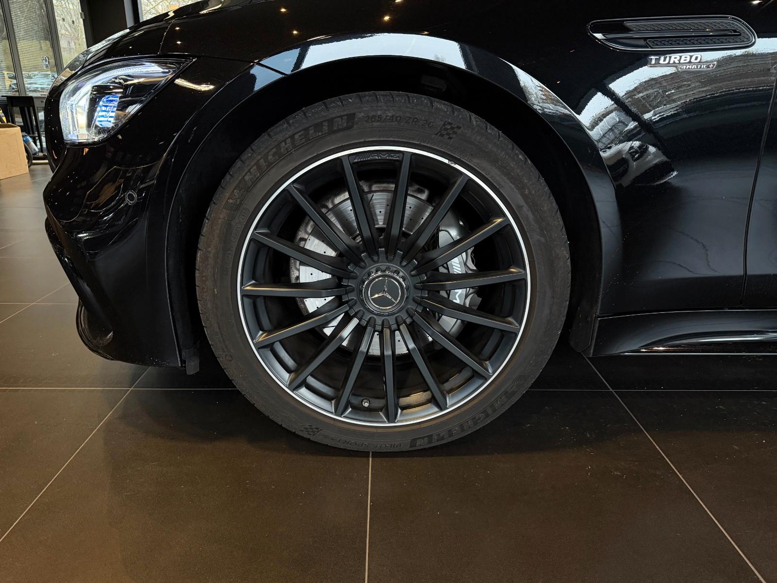 Mercedes-Benz AMG GT 4-trg. 43 4Matic+ HeadUp*360°*Burmester*