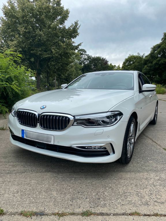 Image of BMW 530