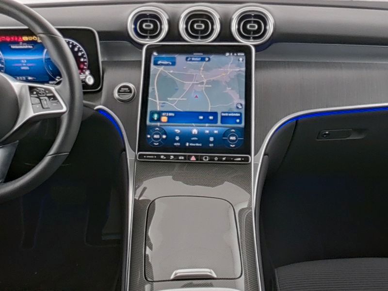 Fahrzeugabbildung Mercedes-Benz GLC 300 de 4M Avantgarde AHK+FahrassPak+AdvSound