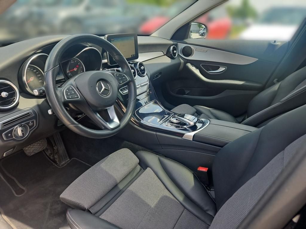 Fahrzeugabbildung Mercedes-Benz C 300 T Avantg. AHK Totwi. Pano Navi LED SHZ KAM