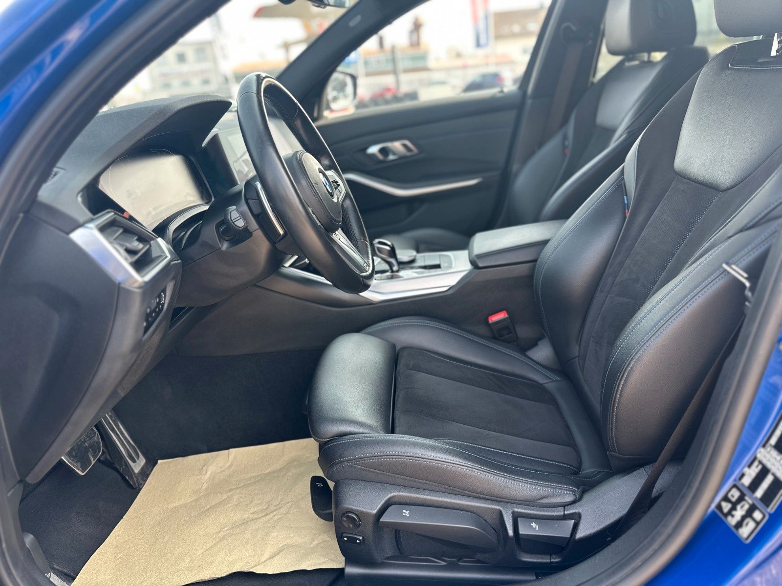 BMW 320d Touring  xDrive M Sport LED Lenkr-Hzg RFK foto 19