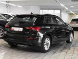 Audi A3 Sportback 30 TDI Navi+ Design Selection SHZ L - Audi A3: Se TDI