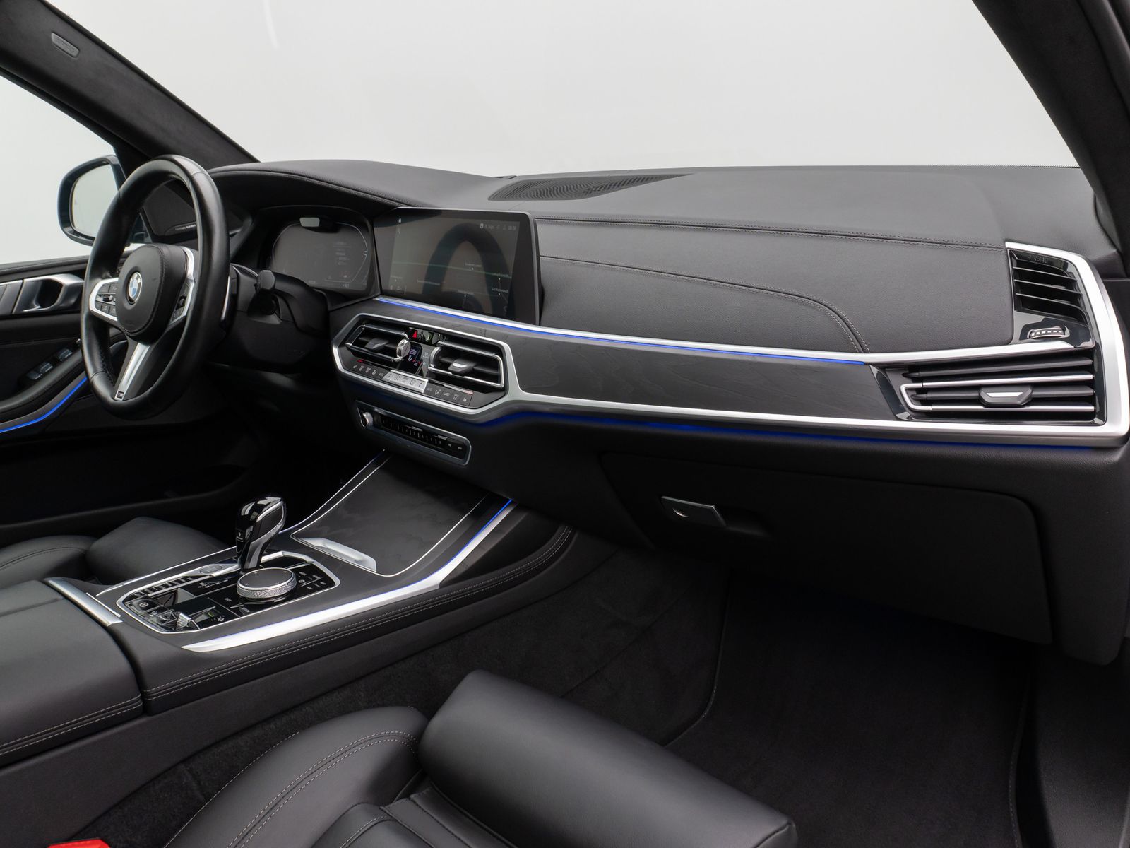 Fahrzeugabbildung BMW X7 xD40d M Sport 360°HUD DAB H/K SoftCl DisplKey