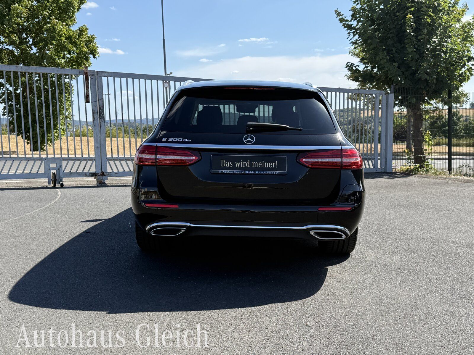 Fahrzeugabbildung Mercedes-Benz E 300 T de Avantgarde (EURO 6d) Distronic/Autom.