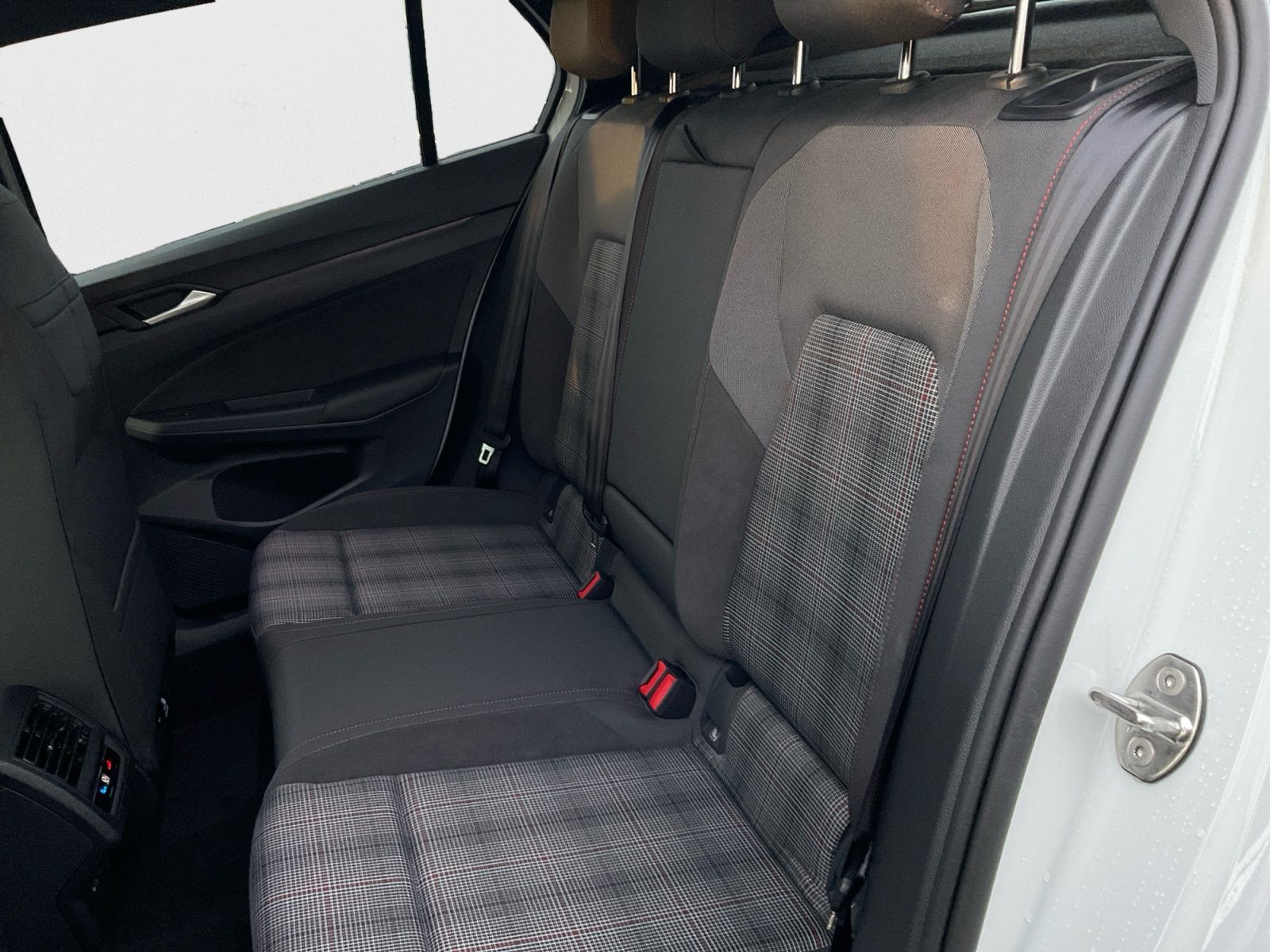 Volkswagen Golf - Bild 13