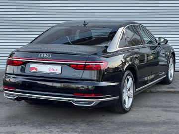 Audi A8 - 5