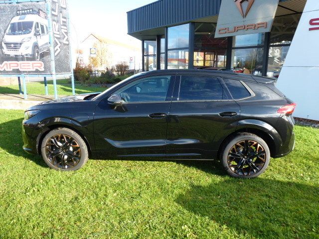 Fahrzeugabbildung CUPRA Terramar VZ 1.5 e-Hybrid DSG + Panorama