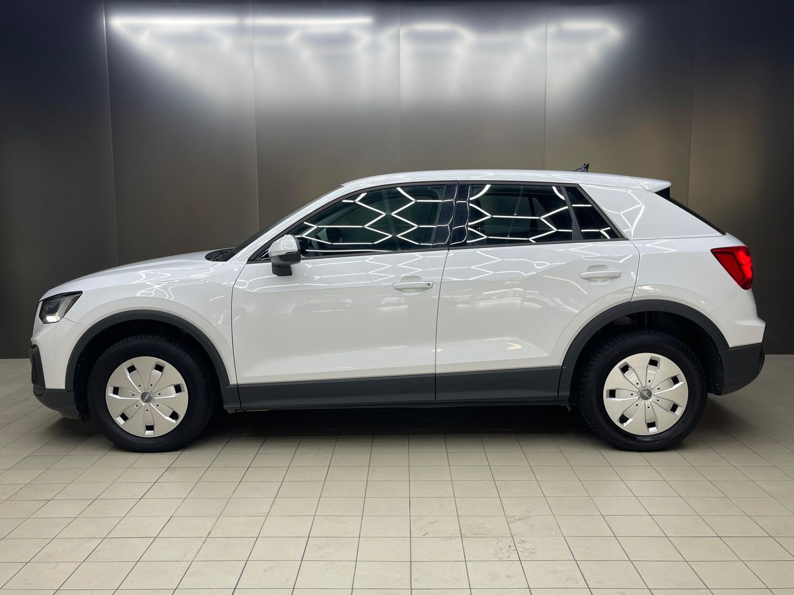 Fahrzeugabbildung Audi Q2 35d Quatt S-Tr. LED+KLIMAUT+HIFI+APS+DAB+ACC