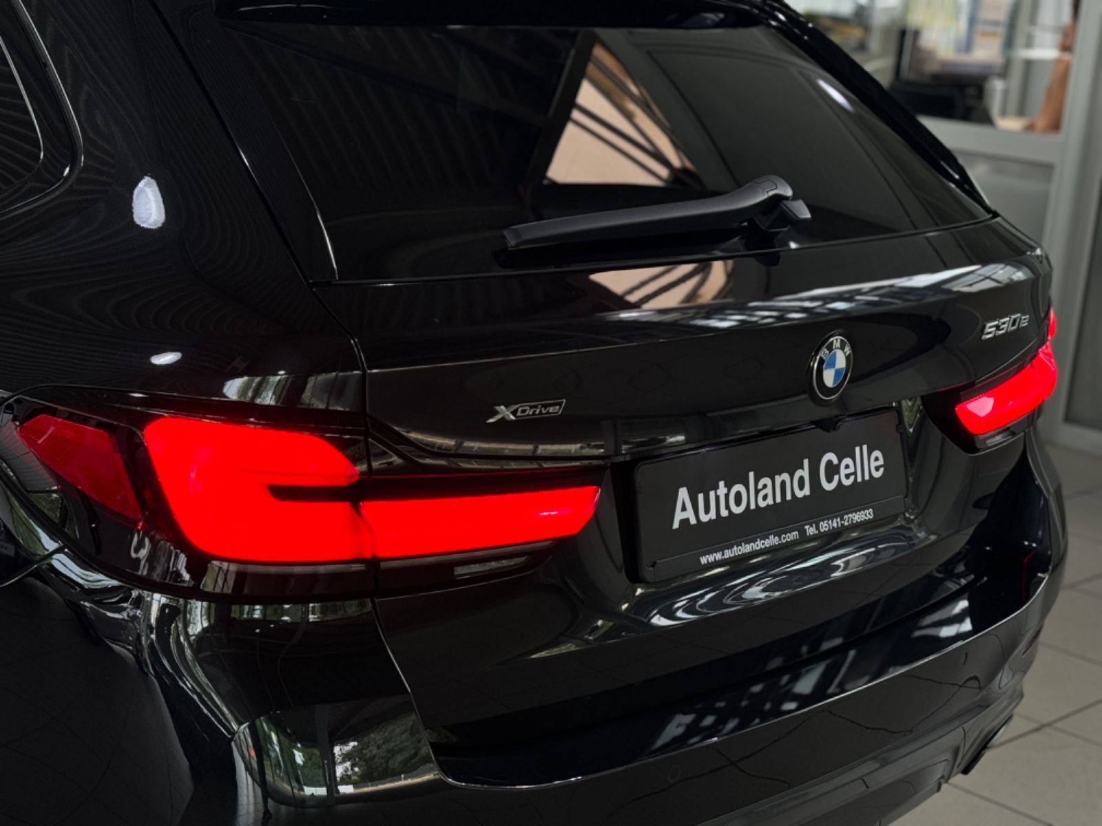 Fahrzeugabbildung BMW 530e xD M Sport Kamera Laser HUD DAB HiFi Komfor