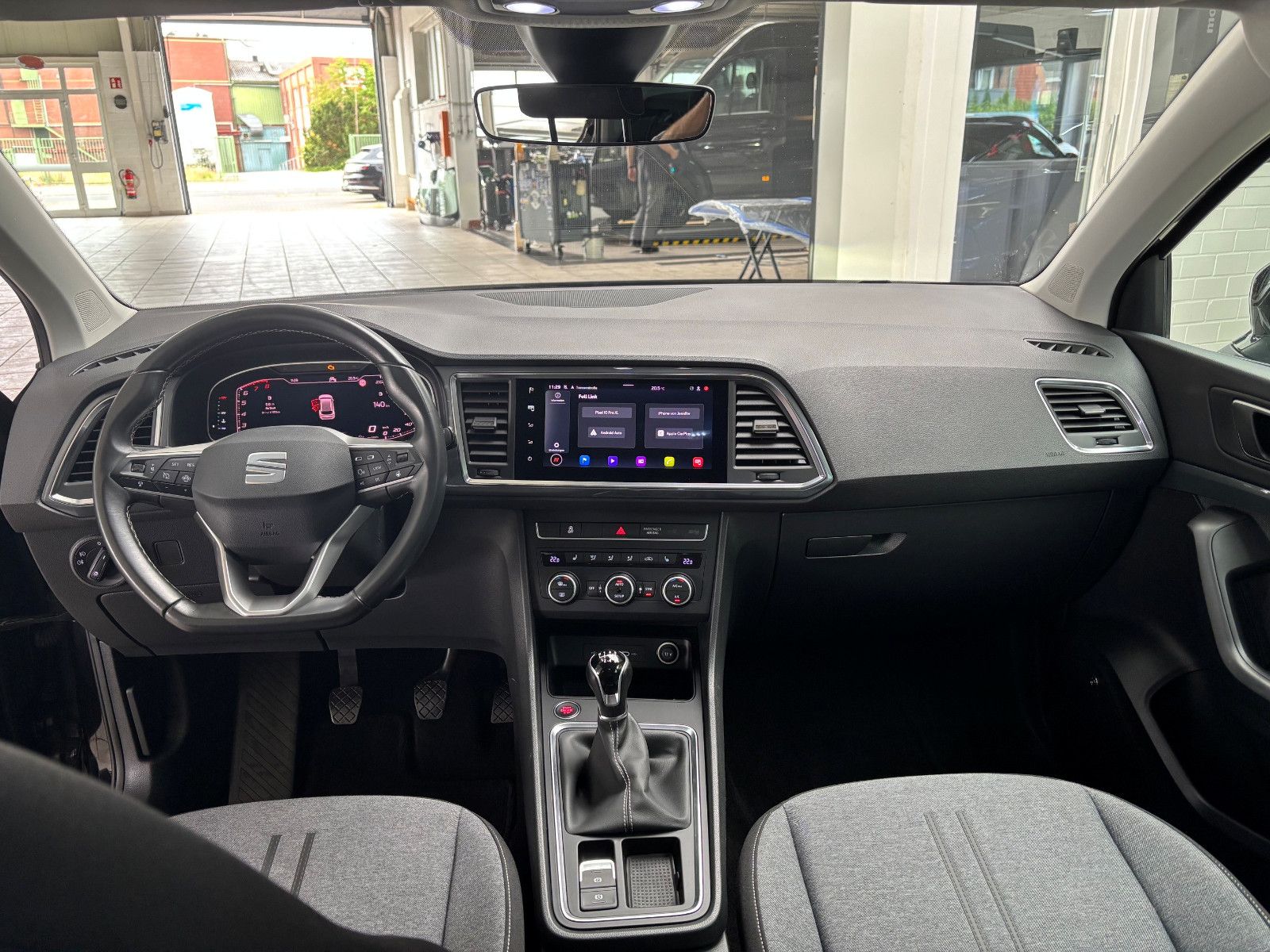 Fahrzeugabbildung SEAT Ateca Style 1.5l TSI + Navi + ACC + Kamera + App
