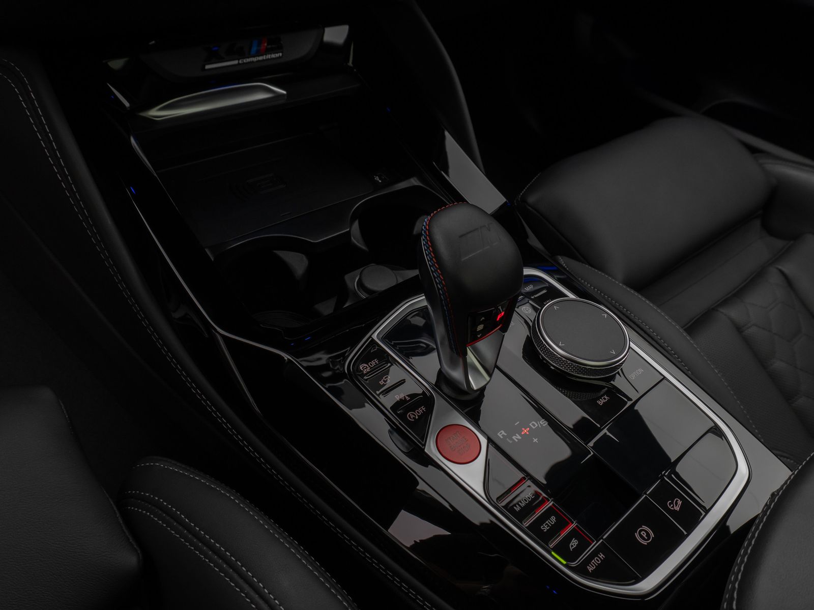 Fahrzeugabbildung BMW X4 M Competition 360°Laser Panorama HUD DAB H/K