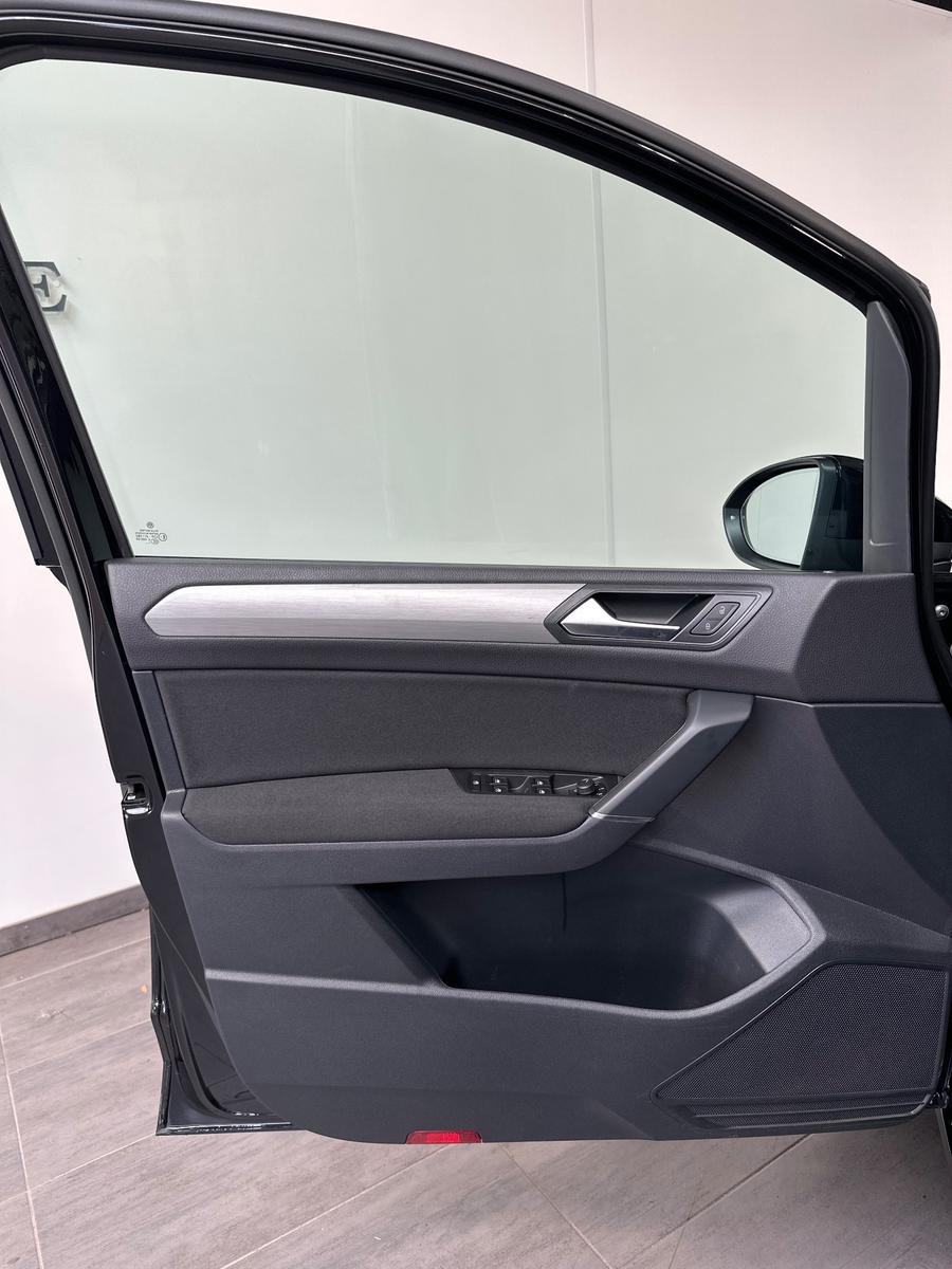 Volkswagen Touran 2.0 TDI DSG Comfortline NAV+ACC+KAMERA+PP, миниатюра 8