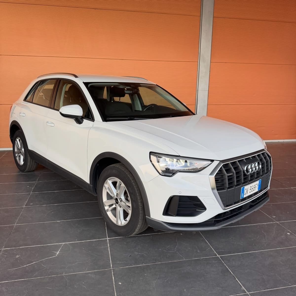 Audi Q3 35 TDI S tronic imagem 3