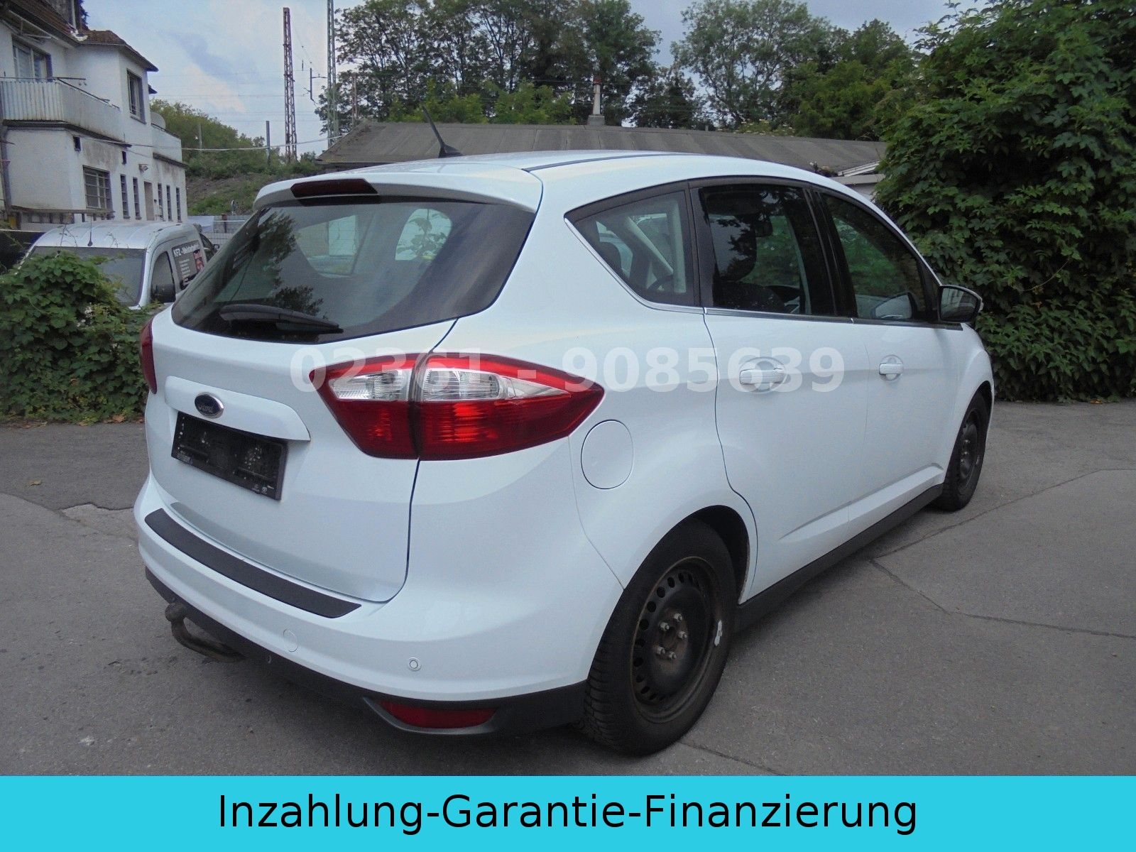 Fahrzeugabbildung Ford C-MAX Titanium/Klima/Navi/Pdc+Kamera/Steuerkette