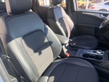 Ford Kuga - 9