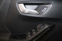 Fahrzeugabbildung Ford Puma Hybrid Titanium NAVI + LED + Massagesitze