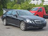 Mercedes-Benz E 200 CGI (Motorschaden) - Mercedes-Benz E 200: Unfallwagen