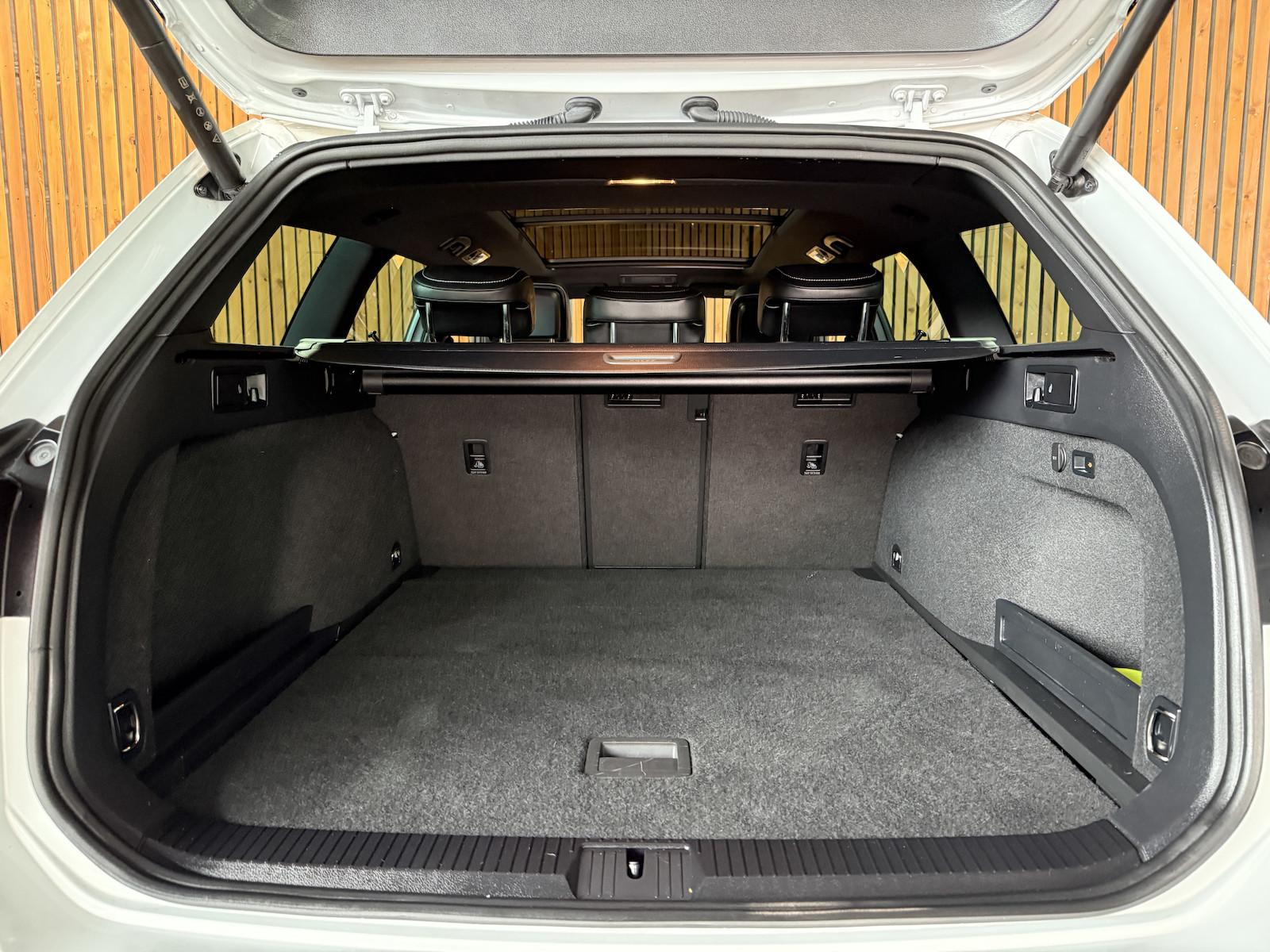 Volkswagen Passat TDI Elegance Navi*IQ*Kam*AHK*Pano, миниатюра 8