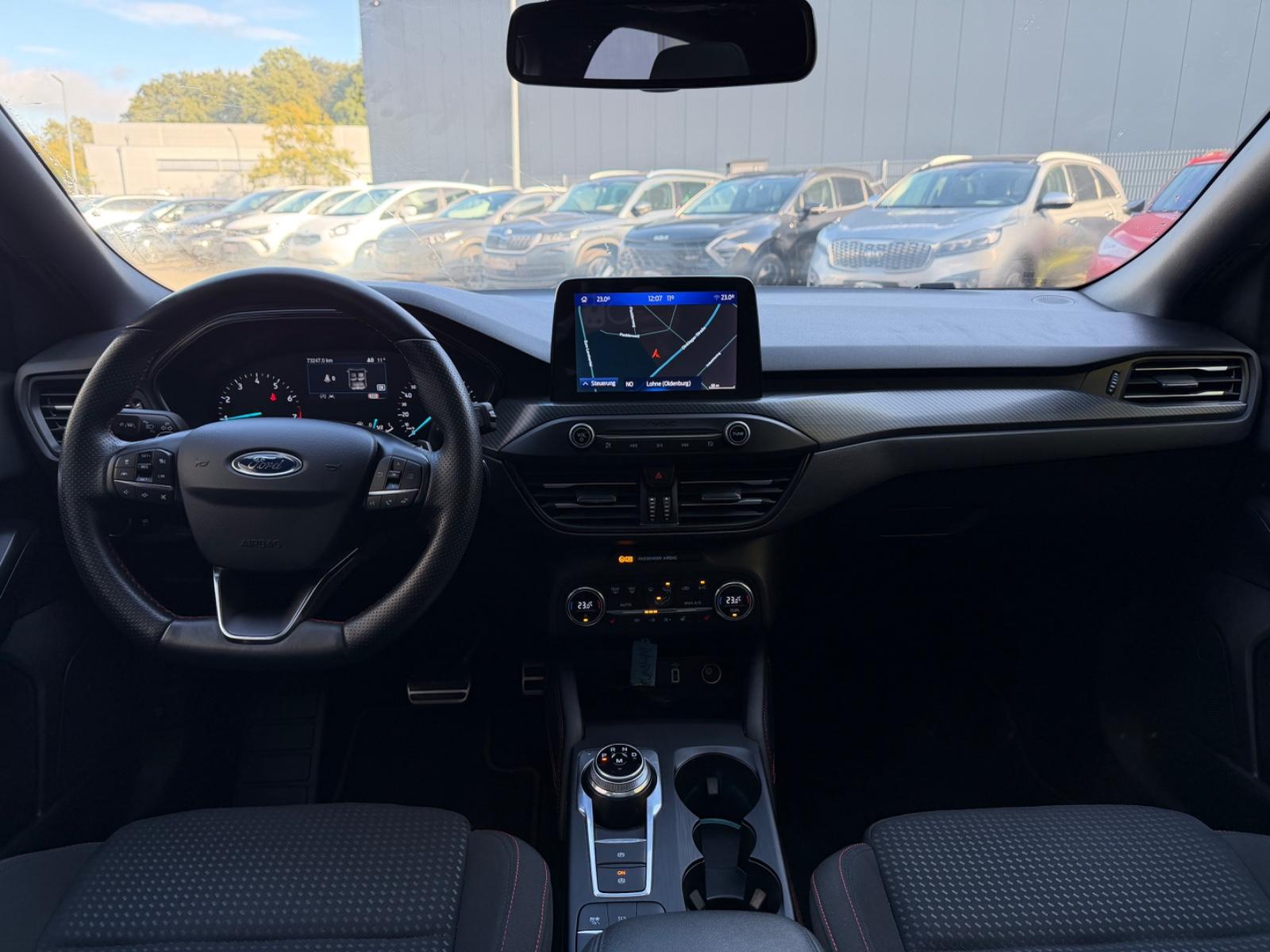 Ford Focus  ST-Line/SPORTPAKET/AHK/ACC/PANORAMA