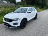 Volkswagen T-Roc 1.5 TSI ACT OPF DSG Sport Sport - mit Benzin-Antrieb: Teilleder, Beheizbares Lenkrad, Geländewagen