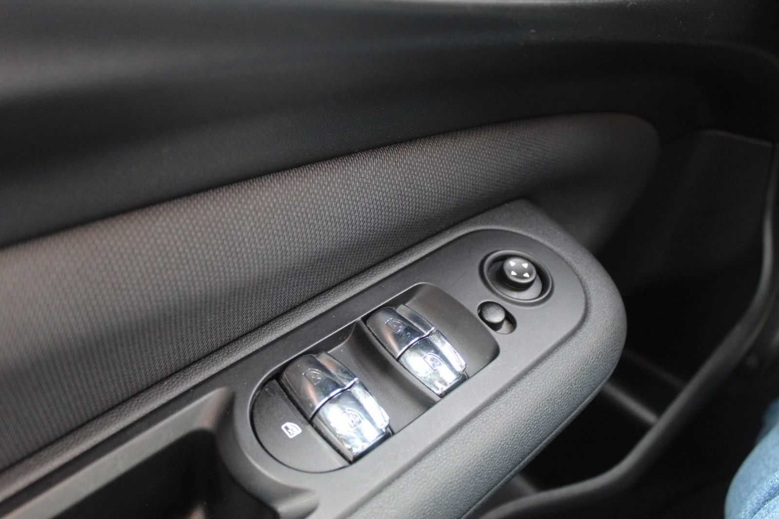 Fahrzeugabbildung MINI COOPER Clubman AHK*Klimaautom.*Sitzh.